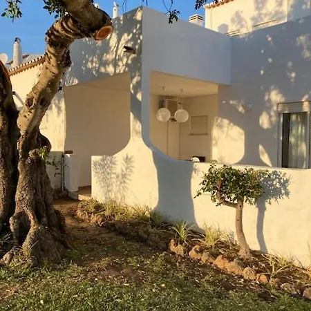 Amazing T.m. In Nossa Senhora Da Rocha アパート