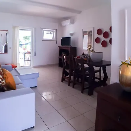 Amazing T.m. In Nossa Senhora Da Rocha アパート *